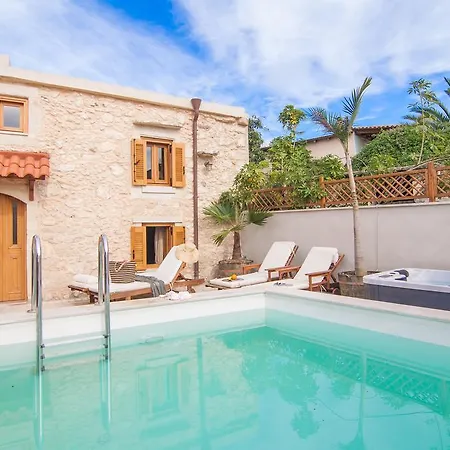 Salis Holiday home Gonia